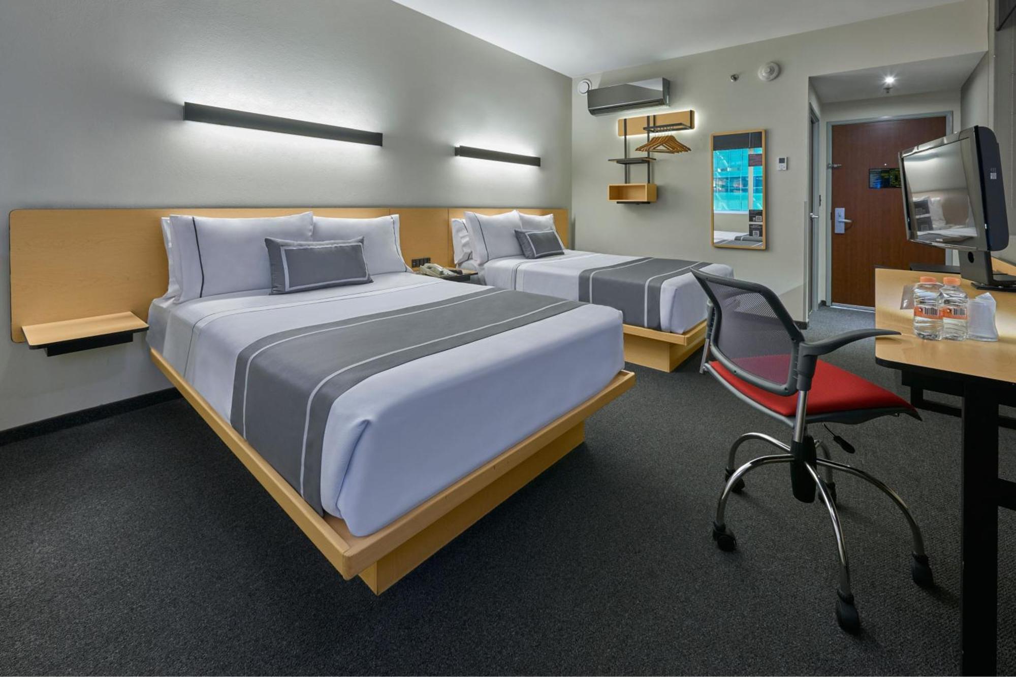 City Express Plus By Marriott Monterrey Nuevo Sur Exterior photo